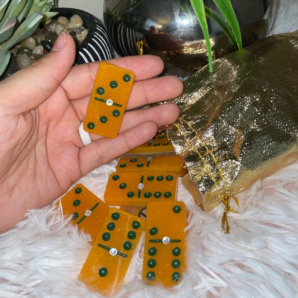 Giant Domino Set - Picture 1 of 4